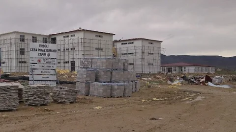 Ereğli'de Çatı Uçması Olayı