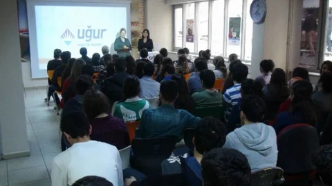 Diyarbakır'da Uğur Okulları Açıldı