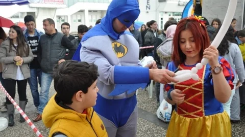 İzmir’de LÖSEV İyilik TIR'ı