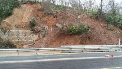 Düzce'de Tekrar Heyelan Oluştu