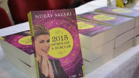 Nuray Sayarı Soma'da Okul Yaptırıyor