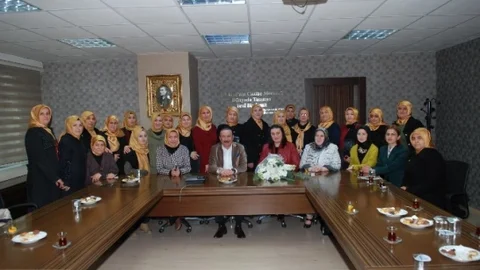 Kartepe'de Kadın Kolları Ziyareti