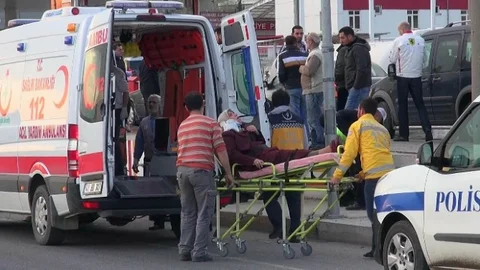 Kocaeli'de Araç Takla Attı