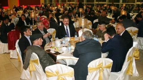 Van'da Kandaşoğlu'na İlgi Yoğun Oldu