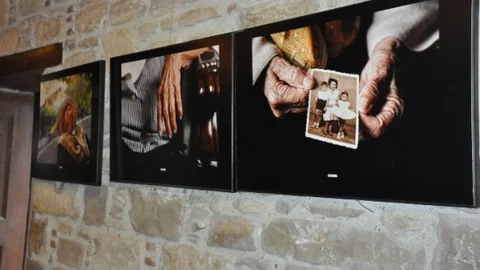 Kuşadası'nda Fotoğraf Sergisi Açıldı