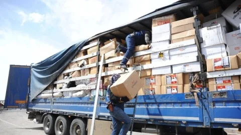 Aksaray'da Kaçak Sigara Ele Geçirildi