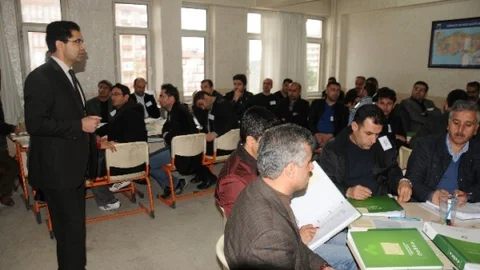 Batman'da Eğitim Semineri Başladı