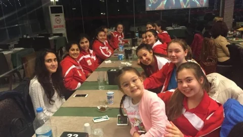 Ayvalık'ta Voleybol Kutlaması