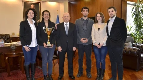 Ankara'dan Hukuk Öğrencileri ABD'ye Gidecek