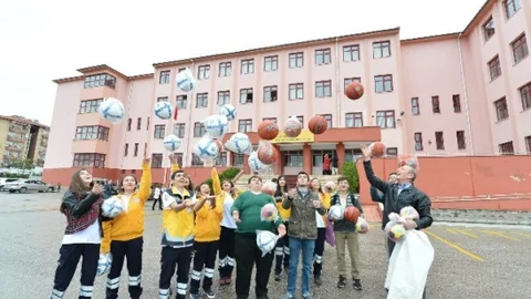 Ankara'da Öğrenciye Destek