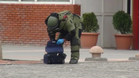 Batman'da Şüpheli Çanta Alarmı