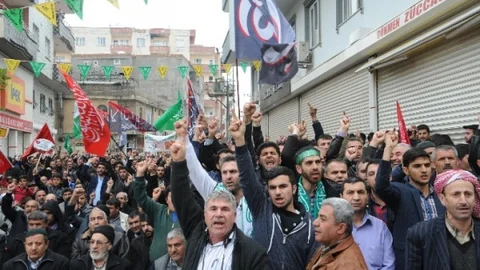 Cizre'de Kutlu Doğum Coşkusu