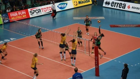 Bursa'da Kadınlar CEV Finali İçin Bilet Kesildi