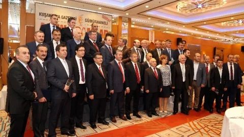 Gümüşhane'de Altın Adamlar Ödülleri Verildi