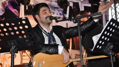 Uğur Işılak Van'da Konser Verdi
