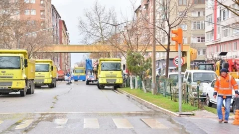 Kütahya'da Üst Geçit Yıkıldı