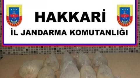 Hakkâri'de Eroin Ele Geçirildi