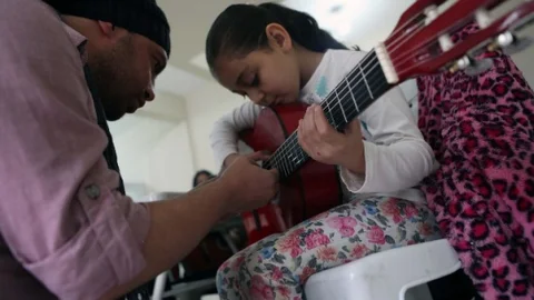 Geleceğin Gitaristleri Bayraklı'da Yetişiyor