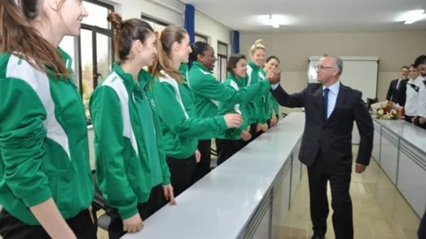 Salihli'de Spor Salonu Müjdesi