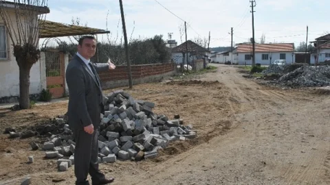 İncirliova'da Yollar Yenileniyor