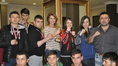 Tuğba Altıntop'tan Uyuşturucuya Destek