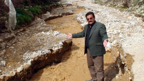 Konya'da Sel Suları Yolu Tahrip Etti