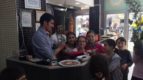 Adapazarı'nda Fidan Dağıtımı