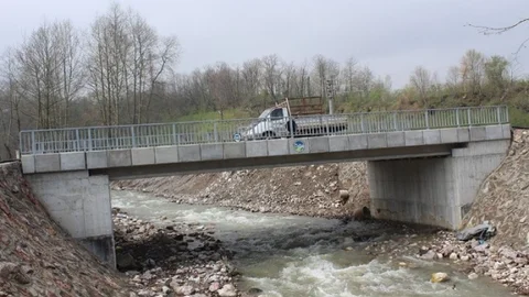 Karapürçek'te Köprü Yenileme Tamamlandı