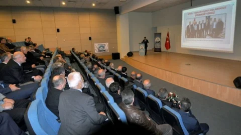 Ortahisar'da Muhtarlarla Toplantı