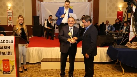 Mehmet Fatih Güven'e Ödül Verildi