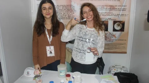 Kayseri'de Kafeinli Diş Macunu