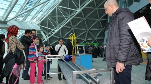 Konya Bilim Merkezi Ziyaretçi Akınına Uğruyor