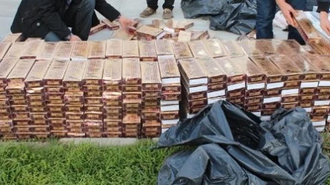 Afyonkarahisar'da Kaçak Sigara Yakalandı