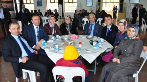 Isparta'da Şehit Yakınlarına Yemek