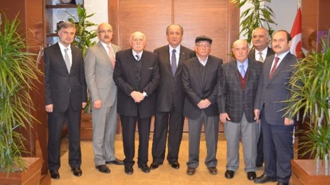 Alaca'da Hayırseverler Okul İçin Arsa Bağışladı