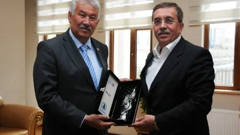 KKTC'den Başkan Çetin'e Ziyaret