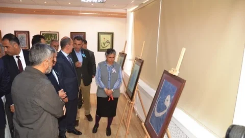 Ayvalık’ta Kütüphane Haftası Kutlamaları