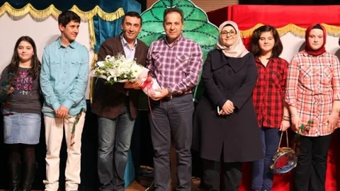 Minik Hayali'lerden Renkli Performans