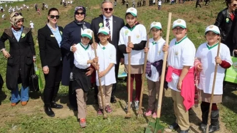 Bursa'da 15 Bin Fidan Dikildi