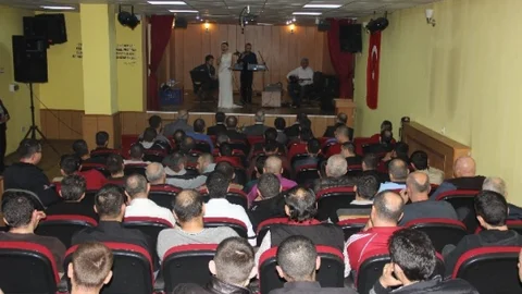 Bartın'da Mahkumlara Moral Konseri