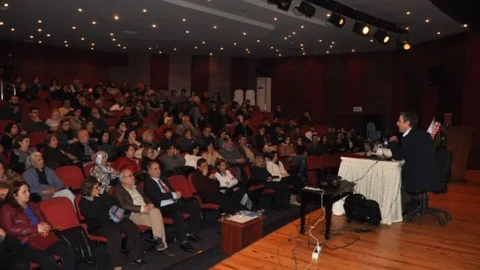 Kahraman Tazeoğlu Nazilli'de Buluştu
