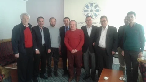 Hikmet Eren Erzurum'da Konuştu