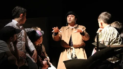 Gaziemir'de Savaş Oyunu Sahnelendi