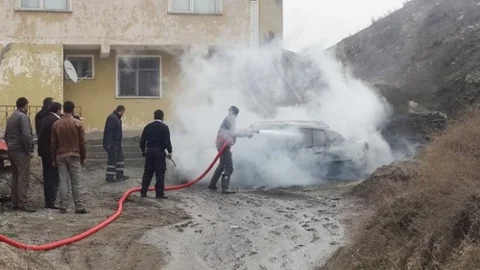 Doğubeyazıt'ta Araç Yangını