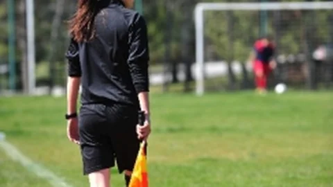 Futbol Hakemliği Eğitimi Anadolu Üniversitesi'nde Başlıyor