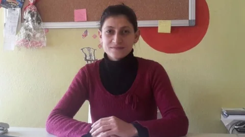 Kula'da Başıboş Köpekler Tavukları Telef Etti