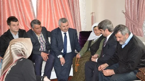Körfez'de Başkan Baran Esnafla Buluştu