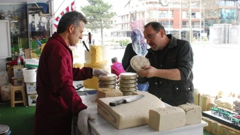 Trabzon Kültür TIR'ı Düzce'de Açıldı