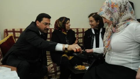 Cumhurbaşkanının Akülü Araba Desteği