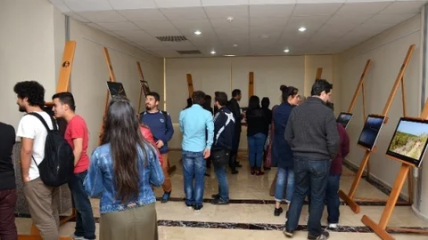 Mersin'de Gazetecilik Öğrencileri Sergi Düzenledi